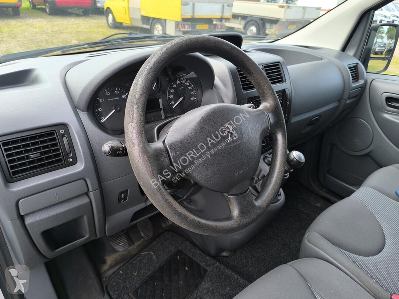 Furgoneta Peugeot 128pk