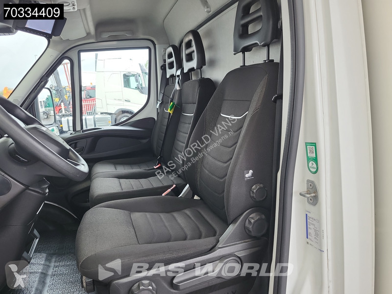 Лекотоварен автомобил Iveco 72C21 3.0L Automaat...