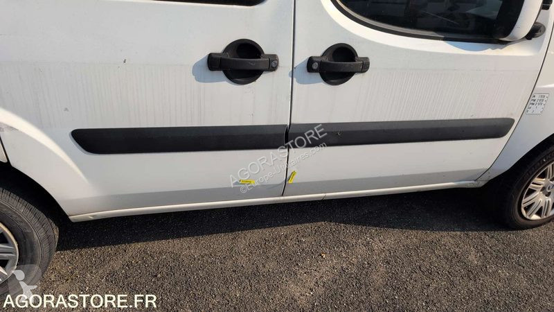 Лекотоварен автомобил Fiat DOBLO