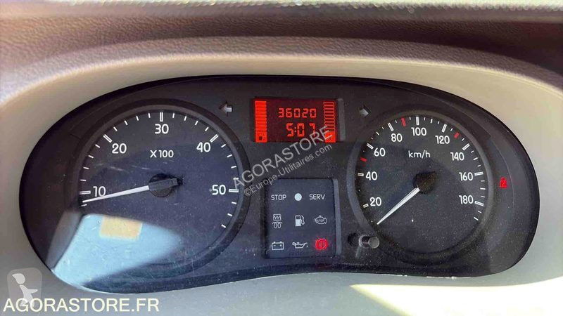Лекотоварен автомобил Renault MASTER