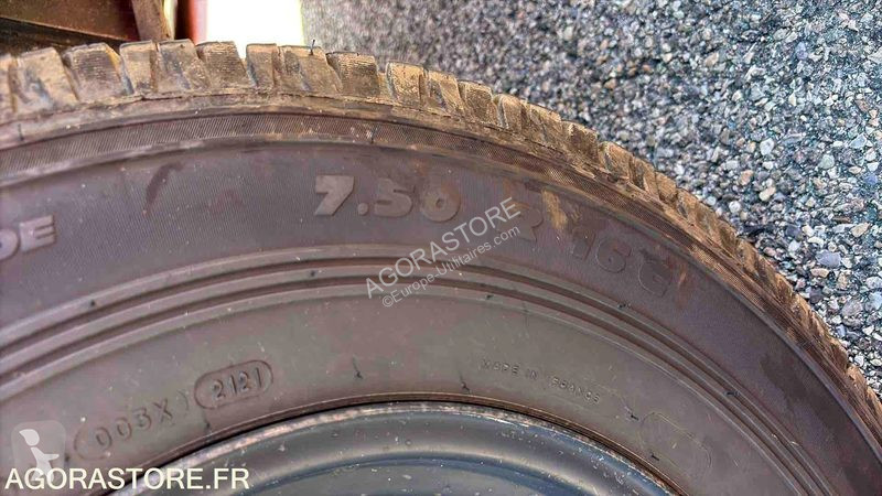 Furgoneta Land Rover DEFENDER