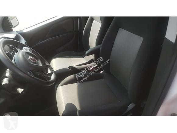 Лекотоварен автомобил Fiat DOBLO