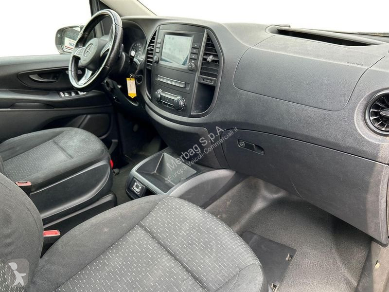 Furgoneta Mercedes 116 cdi compact tourer auto...