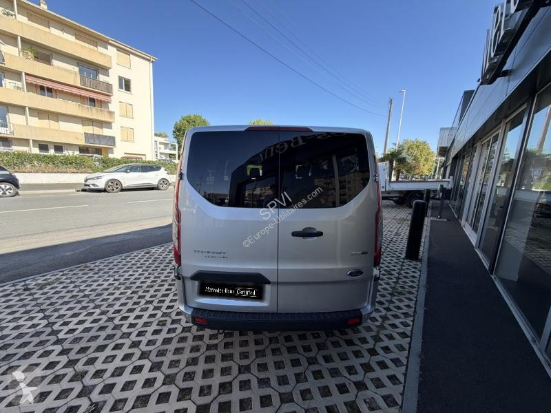 Лекотоварен автомобил Ford 2T Kombi T330 L2H2...