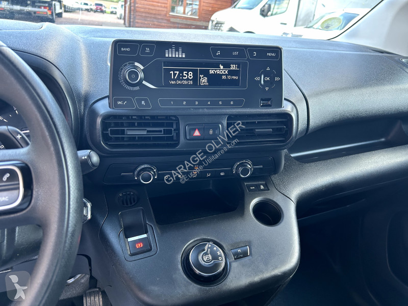 Лекотоварен автомобил Citroën XL 950KG 1.5...