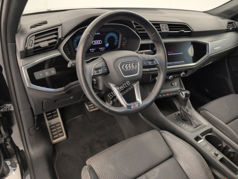 Véhicule utilitaire Audi Q3