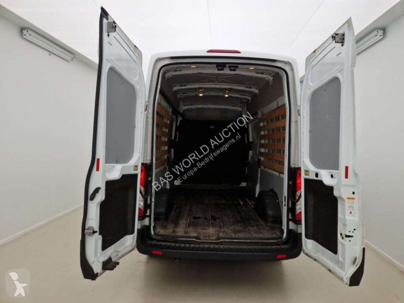 Užitkové vozidlo Ford 350 2.0 TDCI L3H2 Trend...
