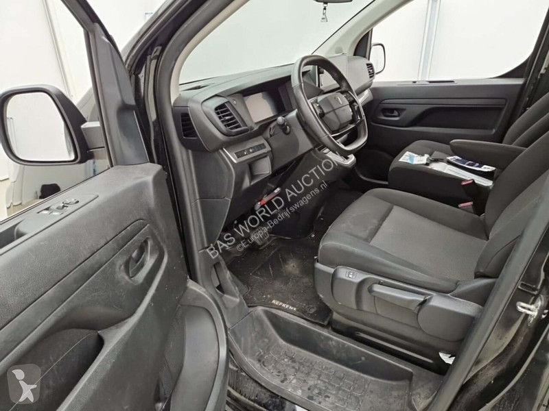 Užitkové vozidlo Peugeot 2.0 BlueHDi 145 EAT8...