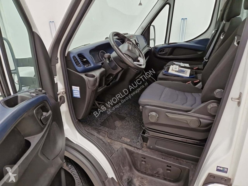Furgoneta Iveco 3.0 D Hi-Matic Pick up AUT....