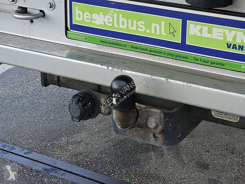 Užitkové vozidlo Renault 2.3 Dub.Cab Open-Laadbak