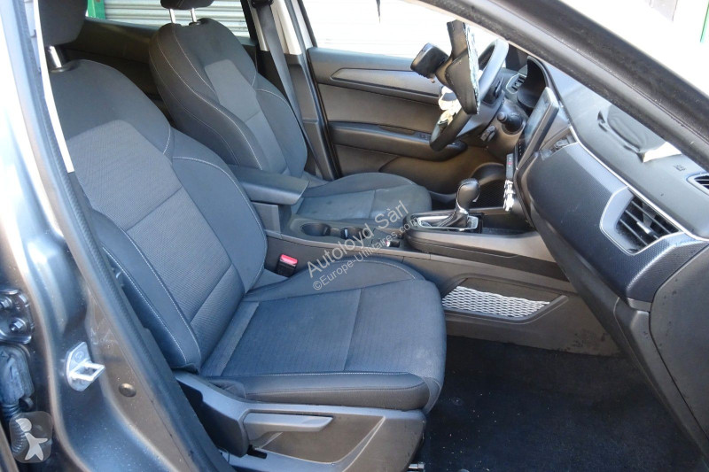 Коммерческий автомобиль Renault ARKANA 1,3 TCE...