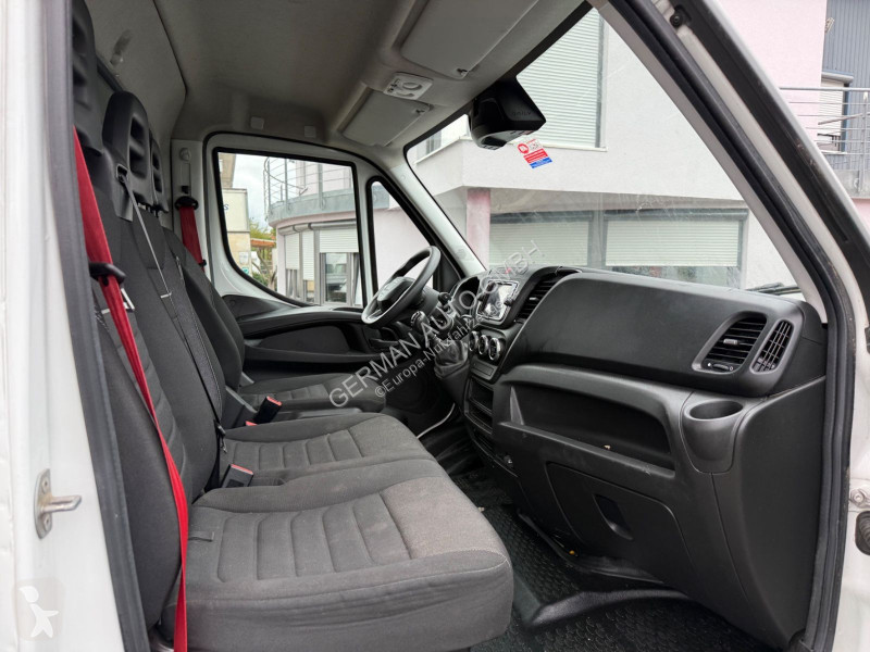 Veículo utilitário Iveco 35C16 3,0L Koffer LBW...