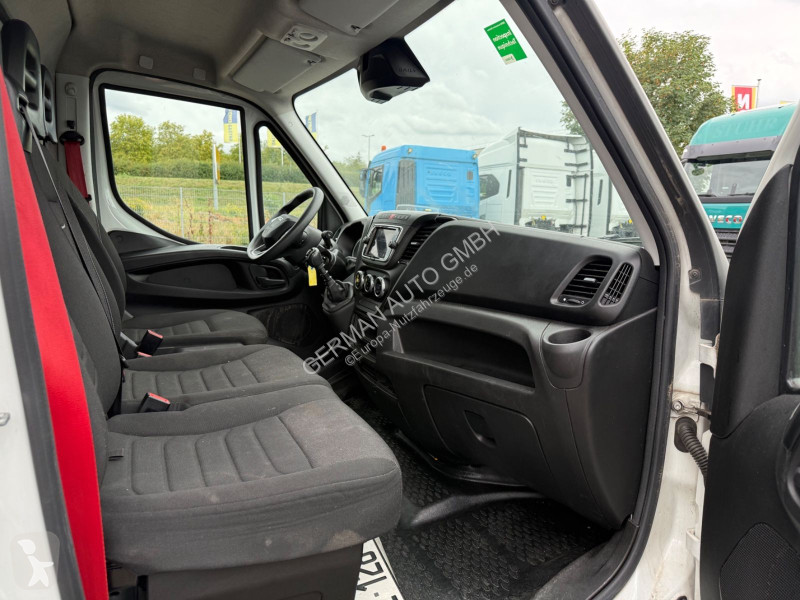 Veículo utilitário Iveco 35C16 3,0L Koffer LBW...