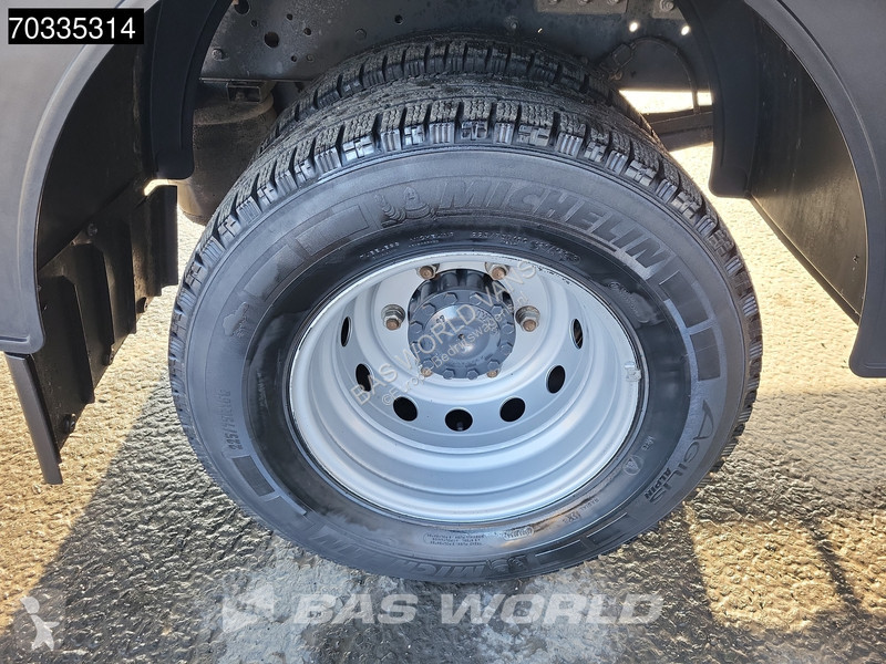 Furgoneta Iveco 72C21 3.0L Automaat 210PK...