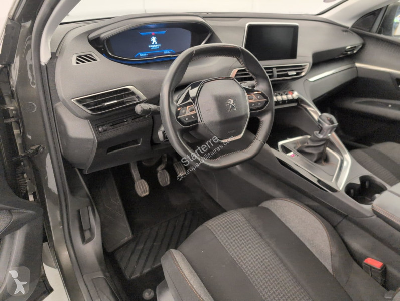 Véhicule utilitaire Peugeot