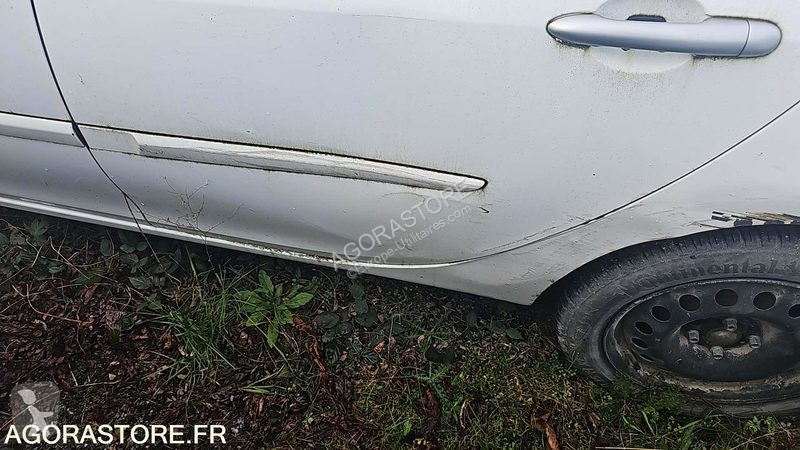Veículo utilitário Renault CLIO