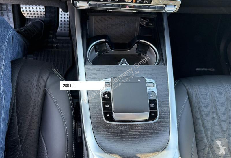 Véhicule utilitaire Mercedes 602 G 63 AMG...