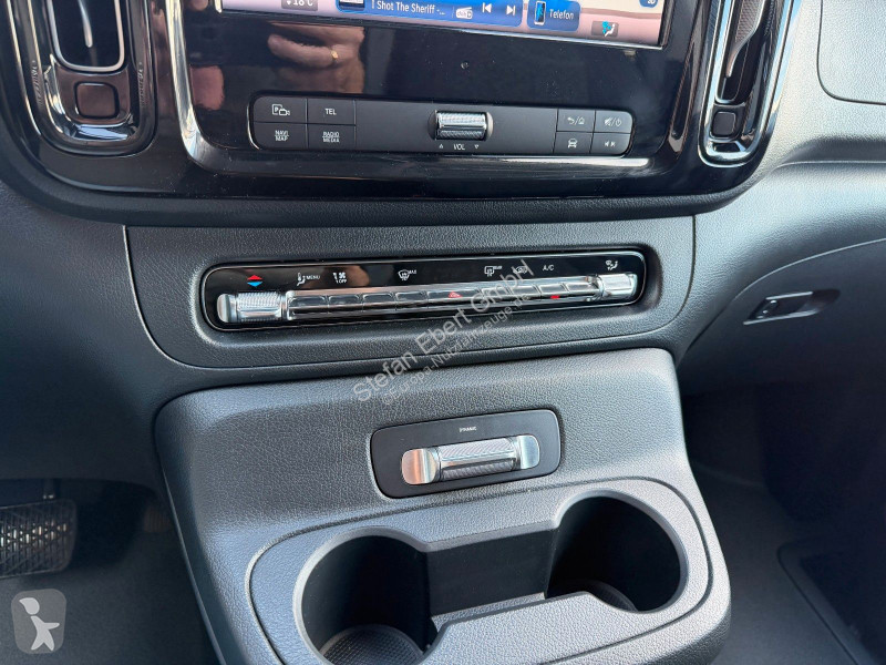 Furgoneta Mercedes Vito  9G Tourer AHK2,5to Navi