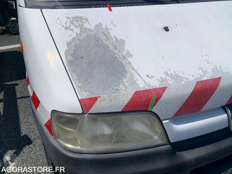 Véhicule utilitaire Peugeot BOXER
