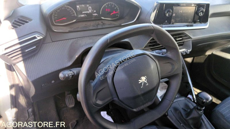 Véhicule utilitaire Peugeot 208