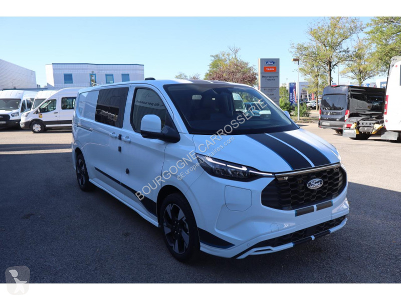 Véhicule utilitaire Ford