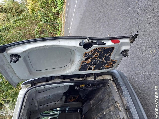 Véhicule utilitaire