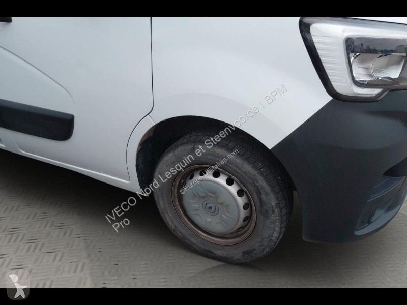 Véhicule utilitaire Renault Fg F3300 L2H2 2.3...
