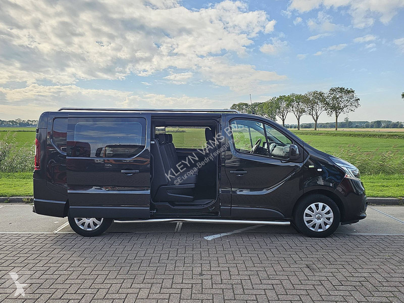 Véhicule utilitaire Renault 2.0 DCI ac...