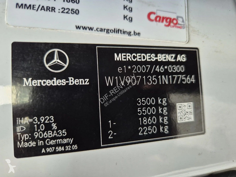 Véhicule utilitaire Mercedes 317 CDI