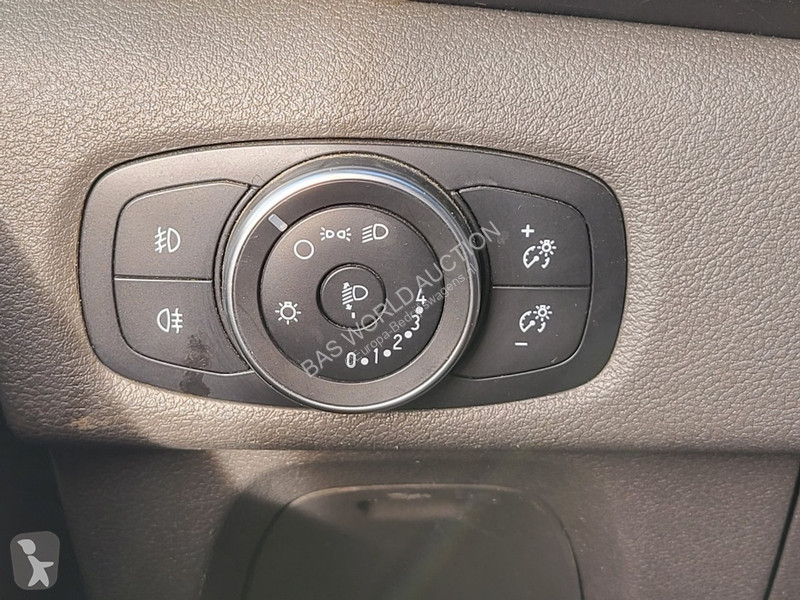 Véhicule utilitaire Ford 280 2.0 TDCI L1H1 Trend