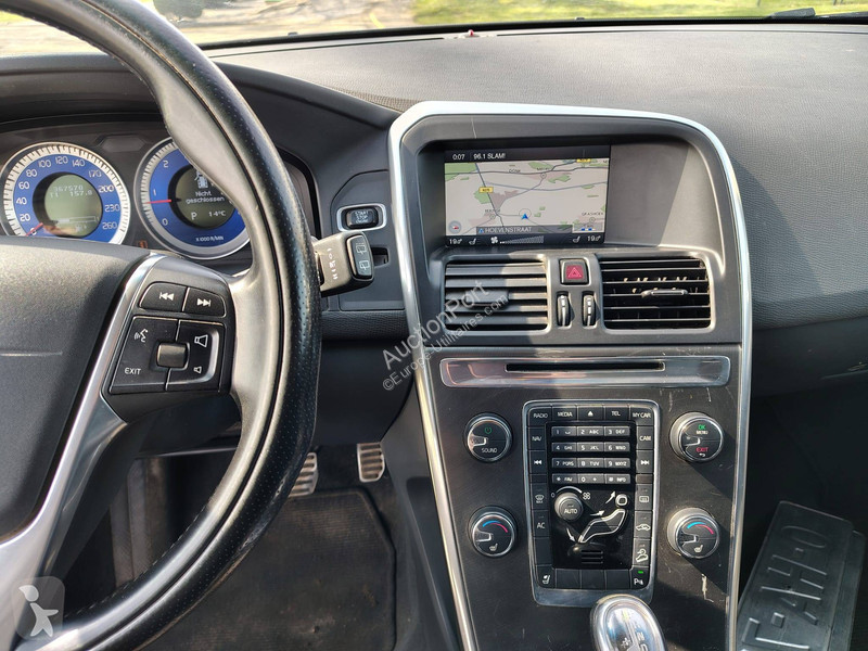 Коммерческий автомобиль Volvo D5 2.4L