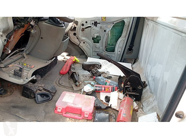 Коммерческий автомобиль Renault MASTER
