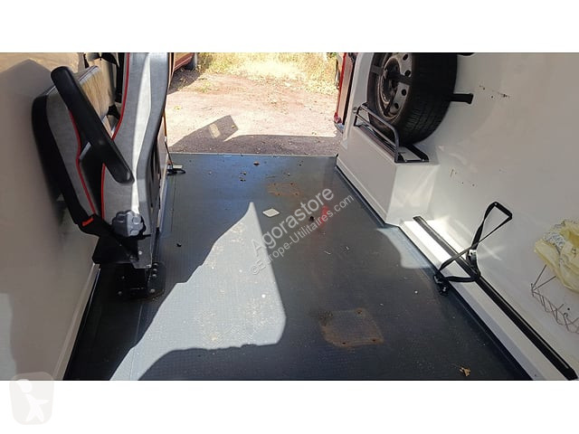 Коммерческий автомобиль Renault MASTER