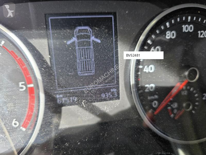 Коммерческий автомобиль Volkswagen CRAFTER 2023...