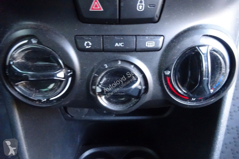 Коммерческий автомобиль Peugeot STE 1,6 HDI 99