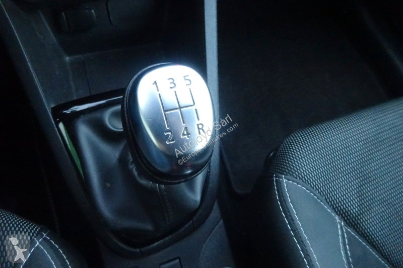 Коммерческий автомобиль Renault CLIO BREAK 1,5...