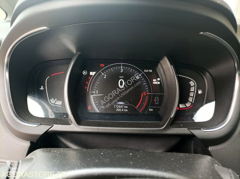 Samochód dostawczy Renault MEGANE