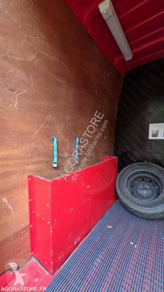 Samochód dostawczy Peugeot BOXER