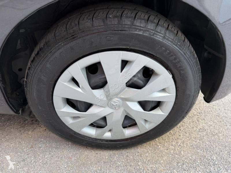 Furgoneta Toyota 1.5 VVT-I 100 hybride