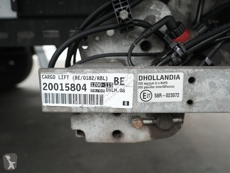Furgoneta Renault 145PK