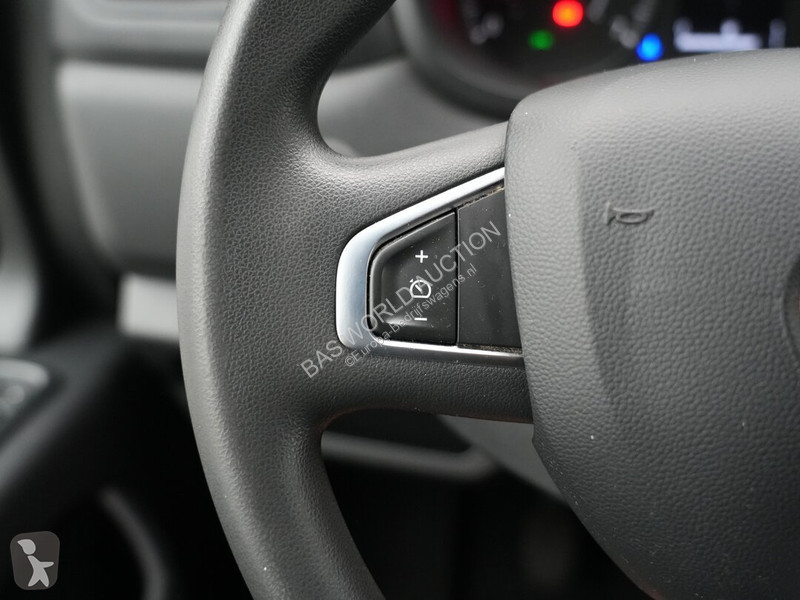 عربة نفعية Renault 135PK