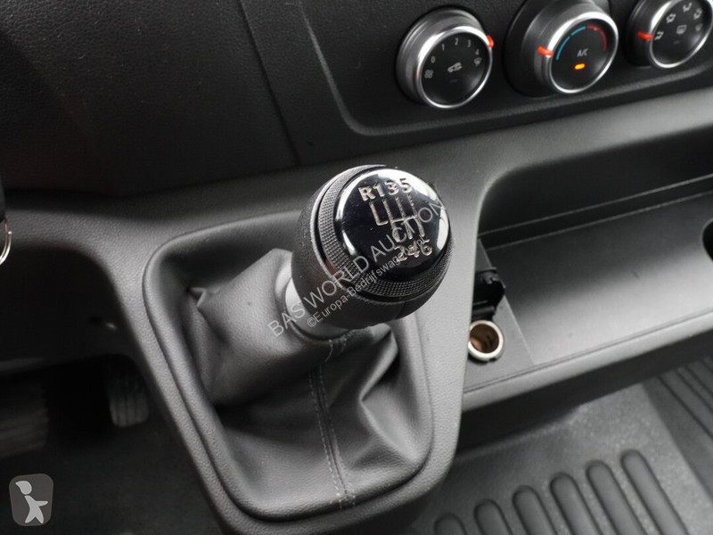 عربة نفعية Renault 135PK