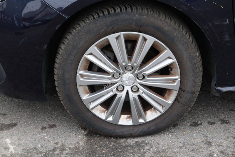 Коммерческий автомобиль Peugeot