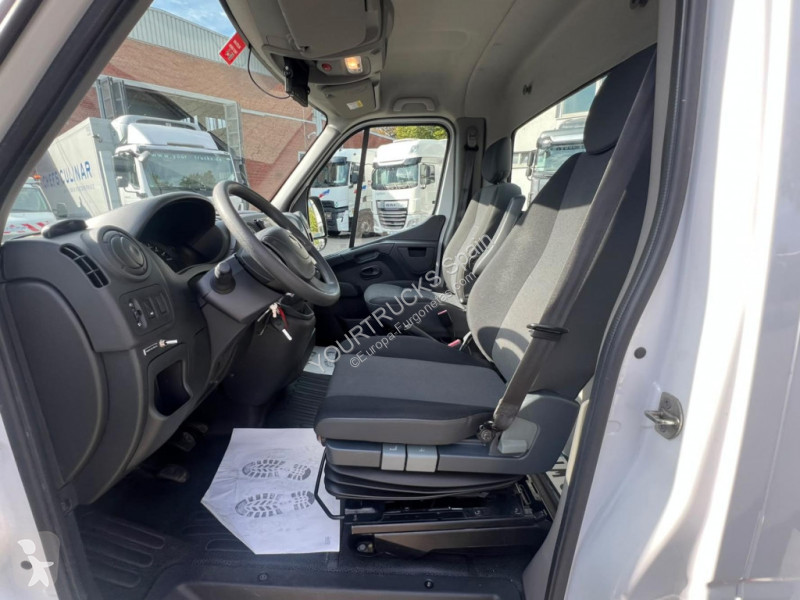 Autoutilitară Renault Bühne KLUBB 11m 2...
