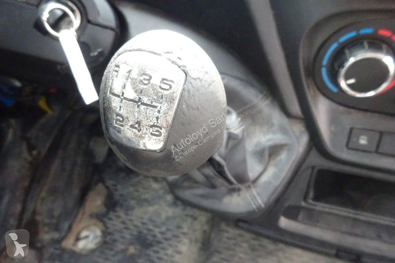 Furgoneta Iveco 35C15