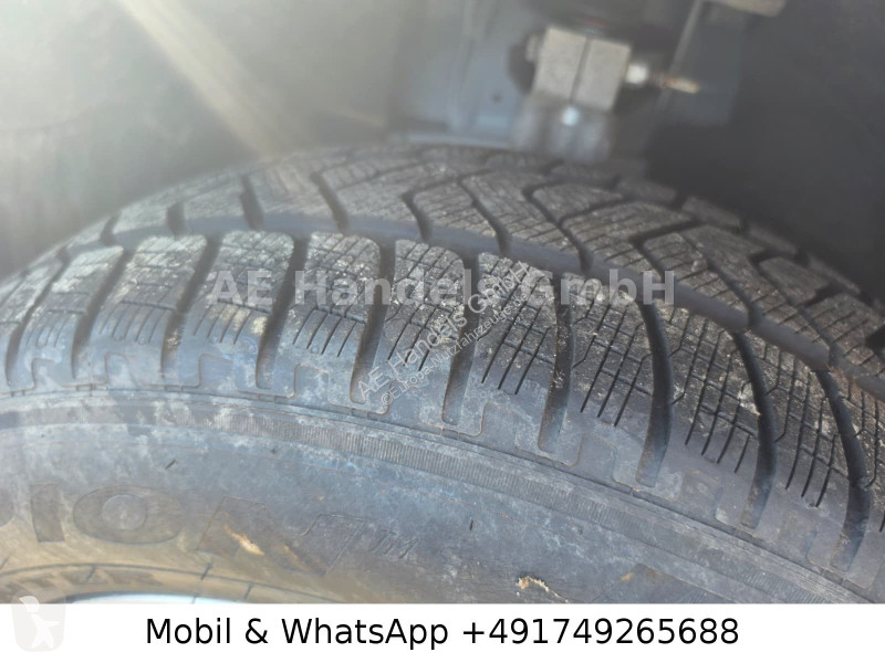 Véhicule utilitaire Land Rover 5 SE SD4 2.0 AWD...