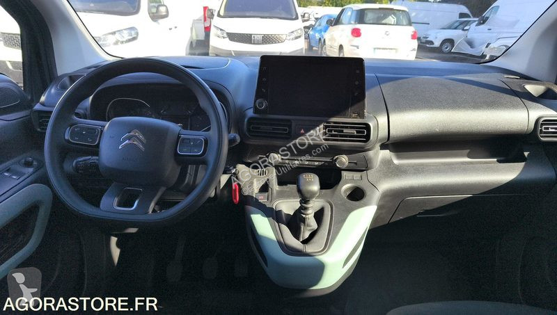Véhicule utilitaire Citroën BERLINGO