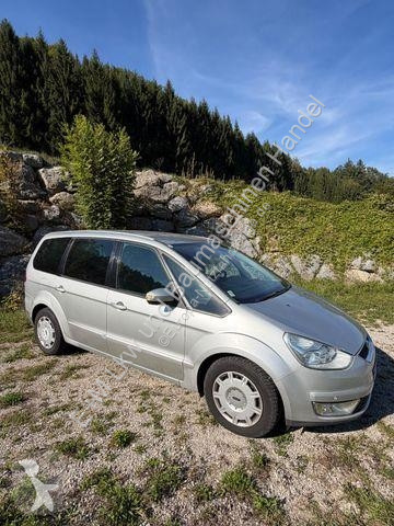 Furgoneta Ford Trend