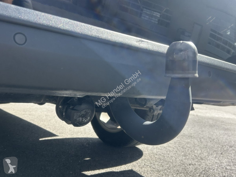 Autoutilitară Volkswagen T6.1 KOMBI 2.0 TDI,...