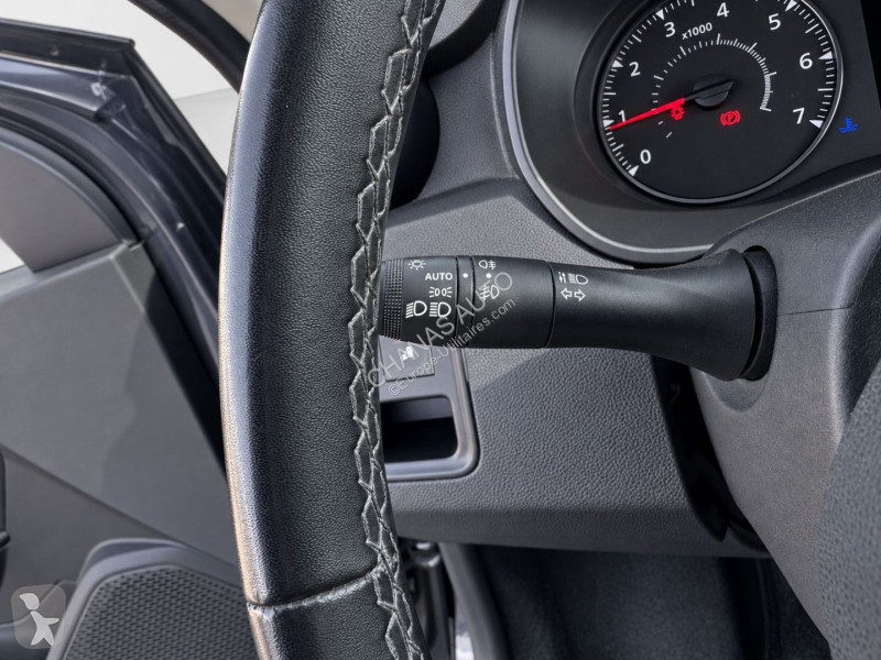 Véhicule utilitaire Dacia 1.5 dCi 115 Prestige 4x4
